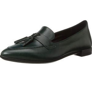 Ecco Women's Tassel Pointed Toe Flat Shoes